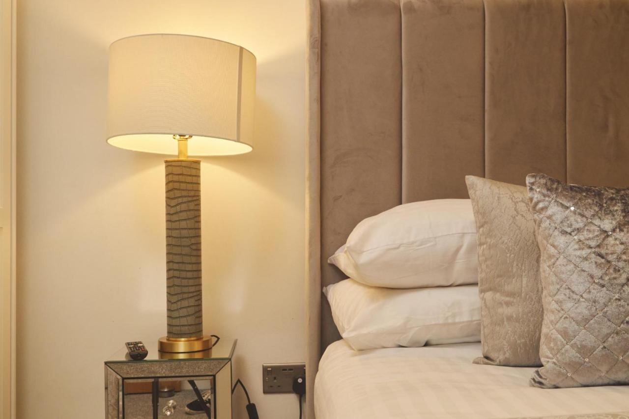 Deluxe City Modern Apt&Free Parking No Balcony Leeds  Kültér fotó