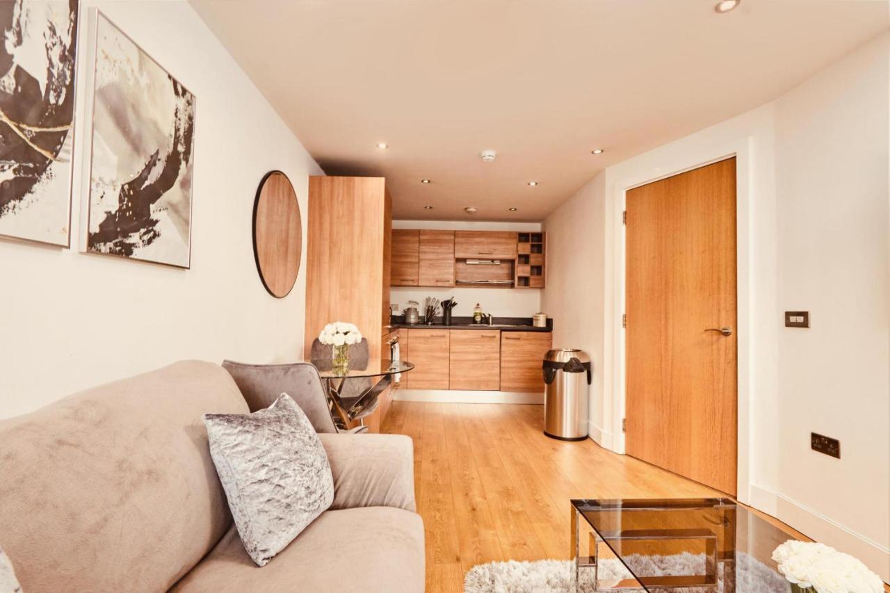 Deluxe City Modern Apt&Free Parking No Balcony Leeds  Kültér fotó