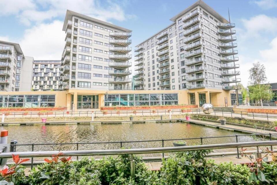 Deluxe City Modern Apt&Free Parking No Balcony Leeds  Kültér fotó